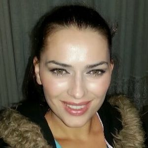 Meet your Posher, Ela